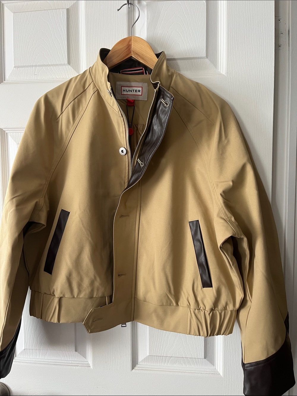 Hunter Women's Tan Khaki Bomber Jacket with Contrast Trim